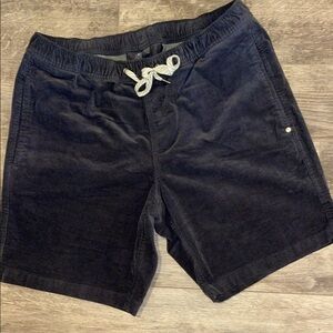 NWOT VUORI Men's Athletic Shorts